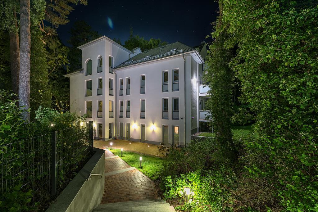 Apartmenthaus Kleiner Falke Ostseebad Ostseebad Binz Exterior foto